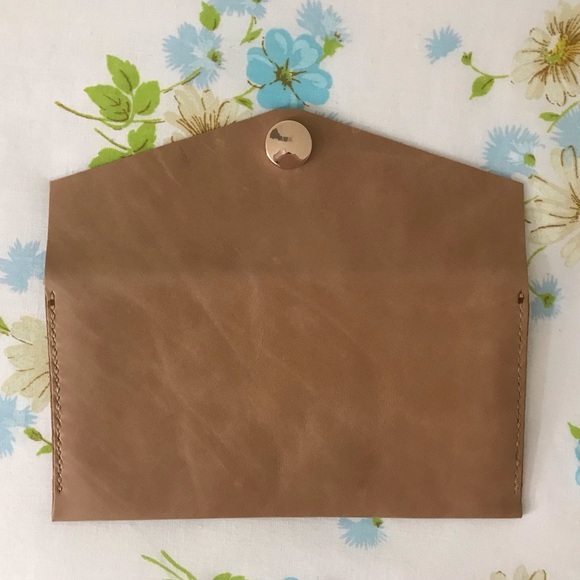 Handmade Genuine Leather Wallet - Picture 4 of 5